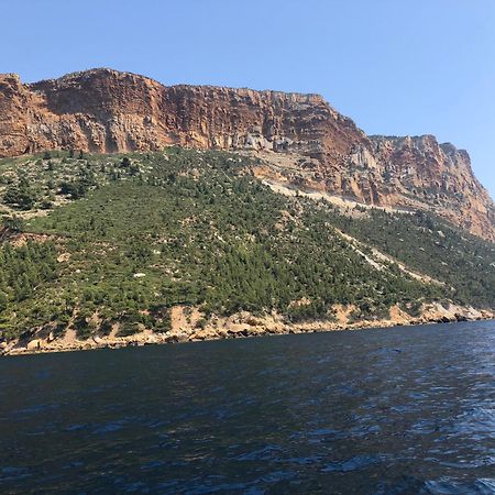 Zina Apartment Cassis Luaran gambar