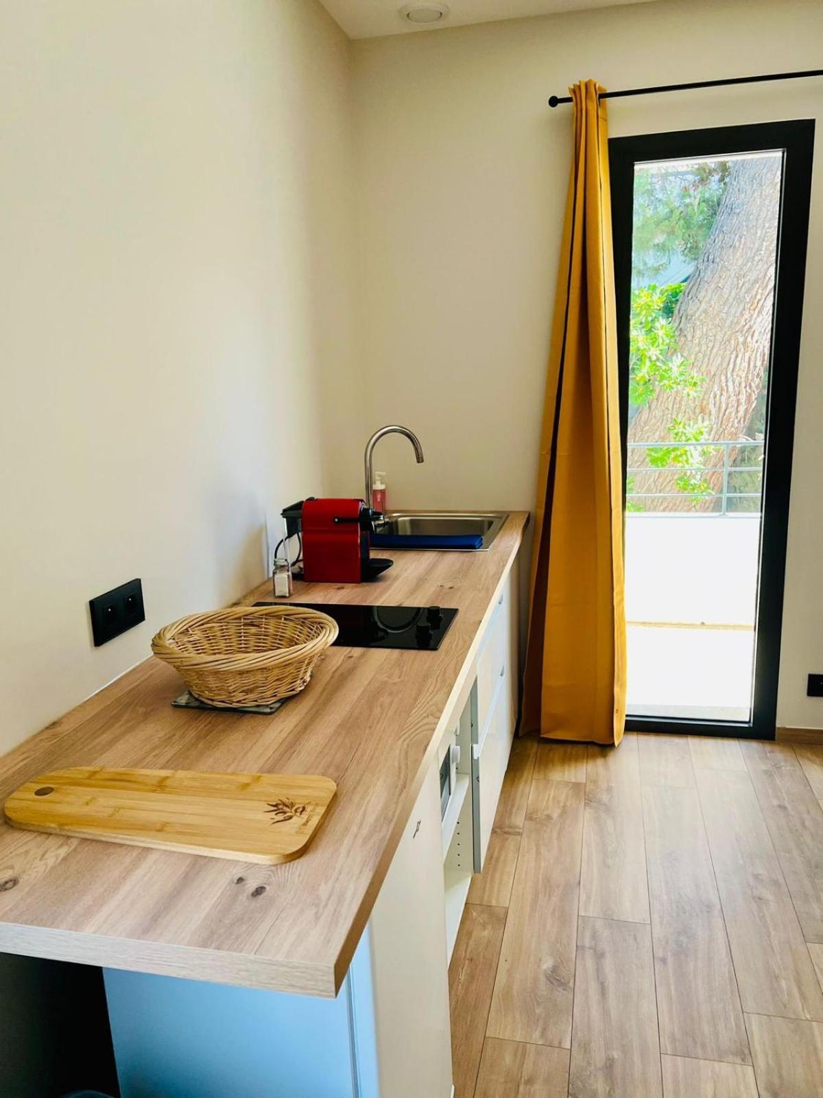 Zina Apartment Cassis Luaran gambar
