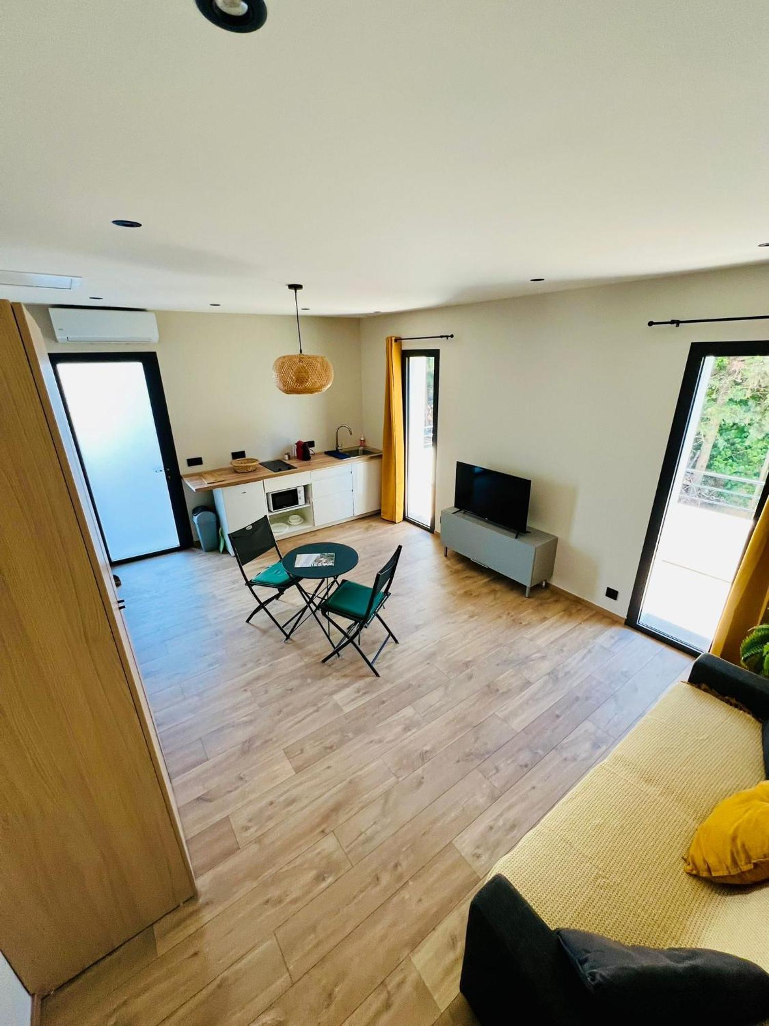 Zina Apartment Cassis Luaran gambar
